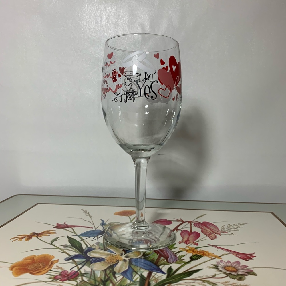 Wine glass “She Sad Yes”
